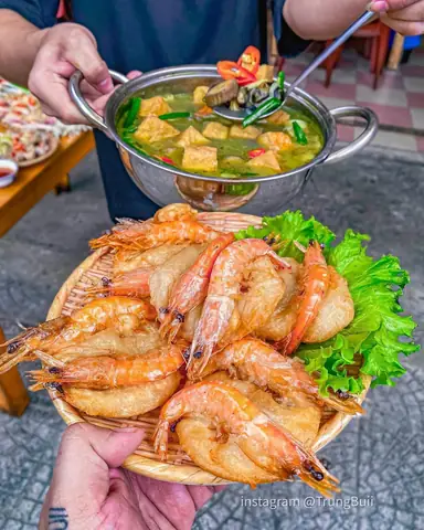 Cách Ăn Bánh Tôm Hồ Tây Chuẩn Vị Hà Nội Cho Người Mới