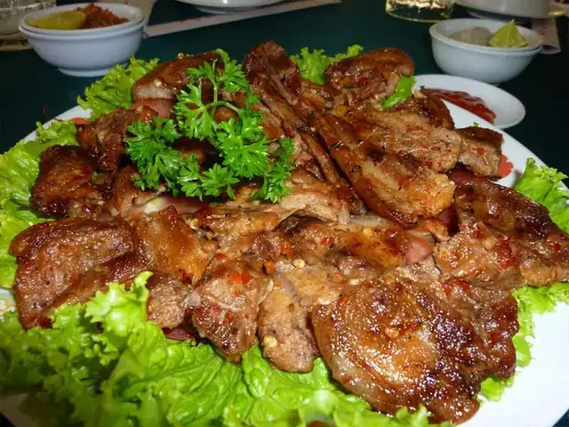 Cách Chế Biến Thịt Nhím Rừng Ngon Chuẩn Vị: 7 Phương Pháp Được Ưa Chuộng Nhất Cách Chế Biến Thịt Nhím Rừng Ngon Chuẩn Vị: 7 Phương Pháp Được Ưa Chuộng Nhất