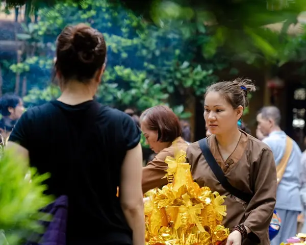 Hướng Dẫn Chi Tiết Cách Đi Lễ Chùa Quán Sứ Cho Người Mới Hướng Dẫn Chi Tiết Cách Đi Lễ Chùa Quán Sứ Cho Người Mới