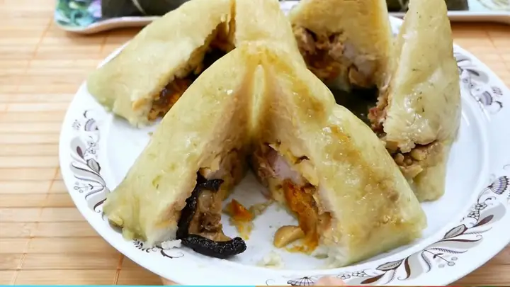 Bánh Ú Bá Trạng: Cẩm Nang Làm Và Trải Nghiệm Ẩm Thực Người Hoa Bánh Ú Bá Trạng: Cẩm Nang Làm Và Trải Nghiệm Ẩm Thực Người Hoa