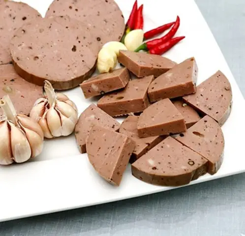 Cẩm Nang Trải Nghiệm Ẩm Thực Miền Trung: Hành Trình Tìm Hiểu Về Chả Bò