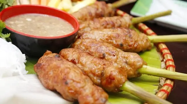 Cẩm Nang Làm Nem Lụi Huế Chuẩn Vị: Từ Nguyên Liệu Đến Bí Quyết Nướng Vàng Cẩm Nang Làm Nem Lụi Huế Chuẩn Vị: Từ Nguyên Liệu Đến Bí Quyết Nướng Vàng