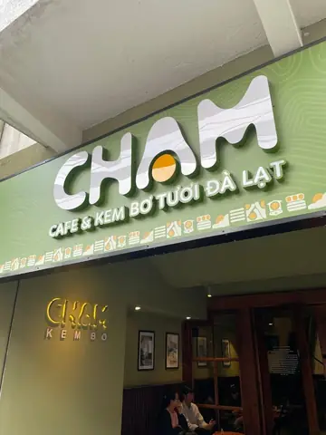 Chạm Cafe & Kem Bơ Khu Hòa Bình Đà Lạt