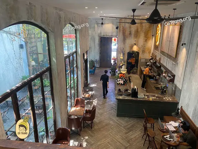 Đánh Giá Chi Tiết Cafe Lê Hồng Phong Đà Nẵng: Trải Nghiệm Thư Giãn Giữa Lòng Thành Phố Biển