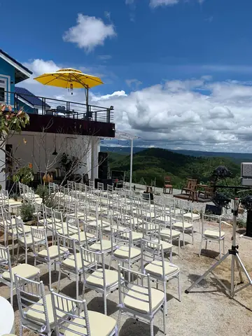 Mây Lang Thang: Cafe, Âm Nhạc & Trải Nghiệm Mây Lang Thang: Cafe, Âm Nhạc & Trải Nghiệm