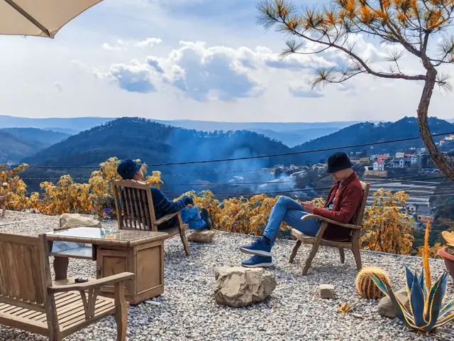 Mây Lang Thang: Cafe, Âm Nhạc & Trải Nghiệm Mây Lang Thang: Cafe, Âm Nhạc & Trải Nghiệm