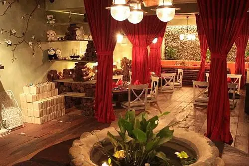 Top 7 Cafe Tình Nhân Quận Tân Phú Lý Tưởng Cho Buổi Hẹn Hò Năm 2026 Top 7 Cafe Tình Nhân Quận Tân Phú Lý Tưởng Cho Buổi Hẹn Hò Năm 2026