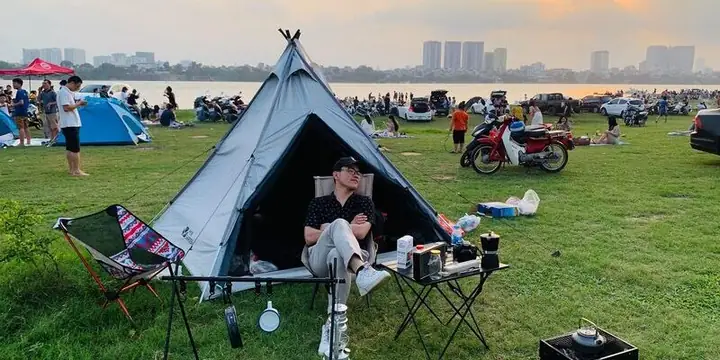 Cắm Trại Chân Cầu Vĩnh Tuy: Hướng Dẫn Chi Phí & Lưu Ý Cắm Trại Chân Cầu Vĩnh Tuy: Hướng Dẫn Chi Phí & Lưu Ý