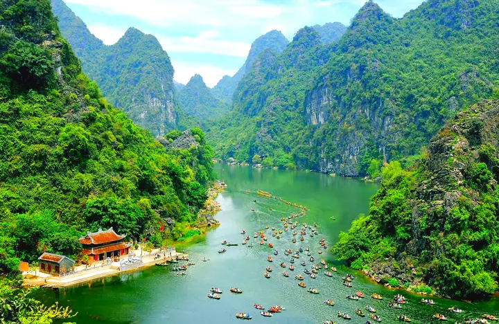 Khám Phá 20 Cảnh Đẹp Việt Nam Đáng Đến Nhất