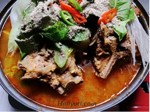 Cách Làm Canh Xương Hầm Cay Hàn Quốc Chuẩn Vị Tại Nhà Cách Làm Canh Xương Hầm Cay Hàn Quốc Chuẩn Vị Tại Nhà