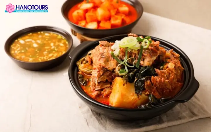 Cách Làm Canh Xương Hầm Cay Hàn Quốc Chuẩn Vị Tại Nhà Cách Làm Canh Xương Hầm Cay Hàn Quốc Chuẩn Vị Tại Nhà
