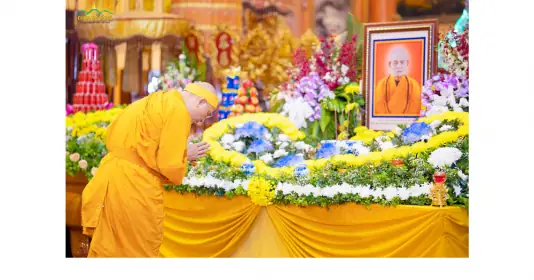 Cao Đăng Phật Quốc Là Gì? Hướng Dẫn Dành Cho Du Khách Khi Tham Quan Chùa Chiền Việt Nam