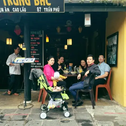 Cẩm Nang Cao Lầu Hội An: Nguồn Gốc Và Top Quán Ngon Cẩm Nang Cao Lầu Hội An: Nguồn Gốc Và Top Quán Ngon