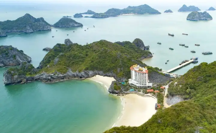 Hướng Dẫn Du Lịch Cát Bà Tự Túc: Lịch Trình, Di Chuyển, Ăn Ở Hướng Dẫn Du Lịch Cát Bà Tự Túc: Lịch Trình, Di Chuyển, Ăn Ở