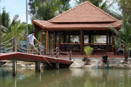 Câu Cá Giải Trí Tại Nhà Bè: Cẩm Nang Hoàn Chỉnh Cho Người Mới Bắt Đầu
