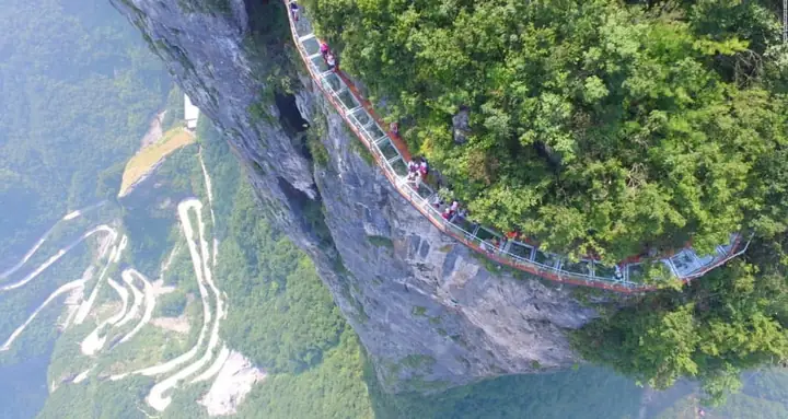 Cầu Kính Trương Gia Giới: Review Chi Tiết Sạn Đạo Kính Skywalk Cầu Kính Trương Gia Giới: Review Chi Tiết Sạn Đạo Kính Skywalk