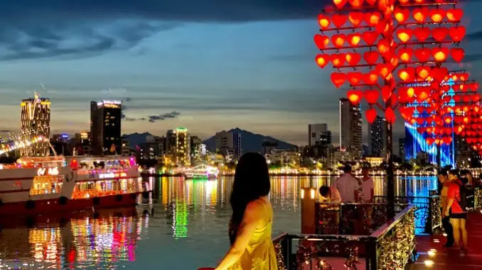 Cầu Tình Yêu Đà Nẵng: Review Đầy Đủ Và Hướng Dẫn Khám Phá Cầu Tình Yêu Đà Nẵng: Review Đầy Đủ Và Hướng Dẫn Khám Phá