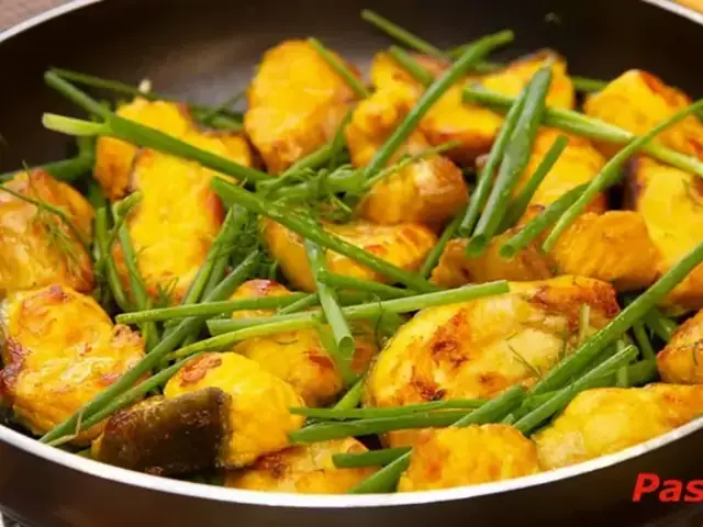 Chả Cá Khu Vực Hà Đông: Đặc Điểm Và Địa Chỉ Nên Thử Chả Cá Khu Vực Hà Đông: Đặc Điểm Và Địa Chỉ Nên Thử