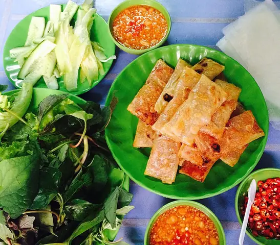 Chả Lụi Hàm Tân: Review Chi Tiết Và Hướng Dẫn Ăn Tại Phan Thiết Chả Lụi Hàm Tân: Review Chi Tiết Và Hướng Dẫn Ăn Tại Phan Thiết