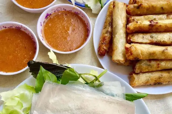 Khám Phá Địa Chỉ, Giá Và Đánh Giá Chả Ram Bắp Hảo Đà Lạt