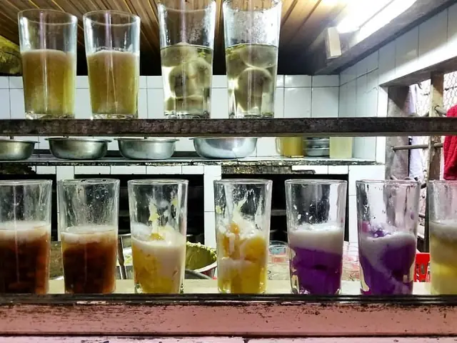 Chè Heo Quay Huế: Món Ăn Vặt Độc Nhất Và Ăn Ở Đâu Chuẩn Vị? Chè Heo Quay Huế: Món Ăn Vặt Độc Nhất Và Ăn Ở Đâu Chuẩn Vị?