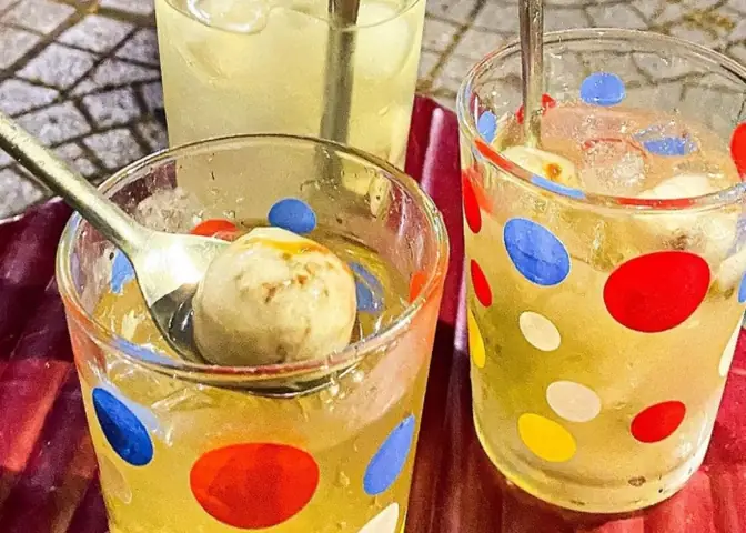 Chè Heo Quay Huế: Món Ăn Vặt Độc Nhất Và Ăn Ở Đâu Chuẩn Vị? Chè Heo Quay Huế: Món Ăn Vặt Độc Nhất Và Ăn Ở Đâu Chuẩn Vị?