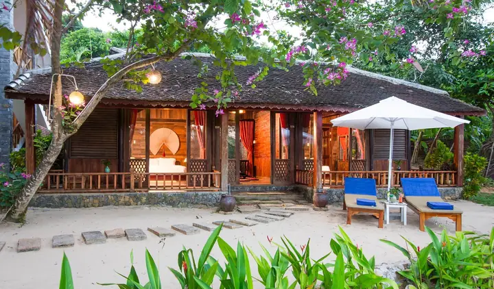 Khám Phá Chez Carole Beach Resort – Đánh Giá Chi Tiết