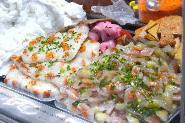 Chợ Cồn Đà Nẵng Có Gì? Cẩm Nang Ẩm Thực & Mua Sắm Toàn Diện
