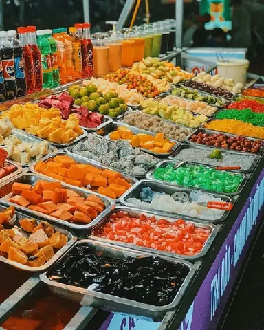 Chợ Đêm Cần Thơ: Cẩm Nang Khám Phá Thiên Đường Ăn Uống & Mua Sắm