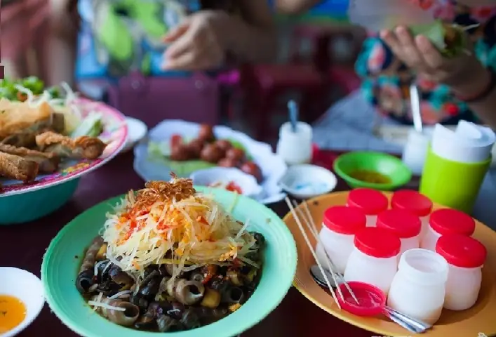 Top 5 Chợ Đêm Ăn Vặt Đà Nẵng: Thiên Đường Ẩm Thực Không Thể Bỏ Qua