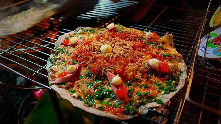 Cẩm Nang Khám Phá Chợ Đêm Đà Lạt Toàn Tập: Ăn Gì, Mua Gì, Lưu Trú Và Kinh Nghiệm Cẩm Nang Khám Phá Chợ Đêm Đà Lạt Toàn Tập: Ăn Gì, Mua Gì, Lưu Trú Và Kinh Nghiệm