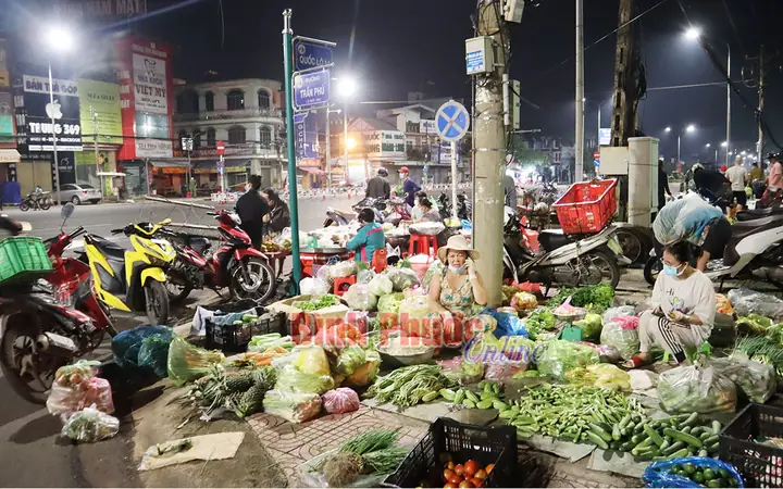 Chợ Đêm Đồng Xoài Bình Phước: Trải Nghiệm Sống Động Về Đêm