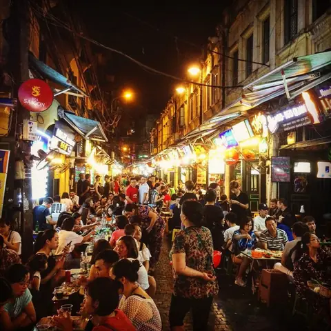 Chợ Đêm Phố Cổ Hà Nội Là Gì Và Nên Trải Nghiệm Như Thế Nào? Chợ Đêm Phố Cổ Hà Nội Là Gì Và Nên Trải Nghiệm Như Thế Nào?