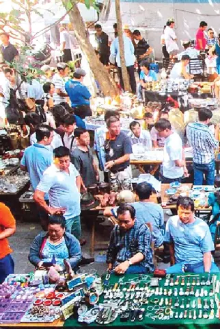 Hướng Dẫn Đến Cà Phê Chợ Đồ Cổ – Điểm Hẹn Của Người Mê Hướng Dẫn Đến Cà Phê Chợ Đồ Cổ – Điểm Hẹn Của Người Mê