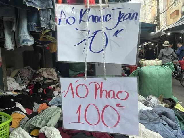 Khám Phá Cách Mua Đồ Si Rẻ Tại Chợ Hoàng Hoa Thám