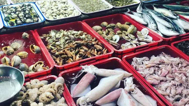 Top 4 Chợ Hải Sản Rẻ & Ngon Nhất Ở Vũng Tàu: Hướng Dẫn Trải Nghiệm Thực Tế