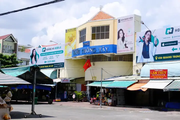 Chợ Hạnh Thông Tây Gò Vấp: Cẩm Nang Mua Sắm & Ẩm Thực Toàn Tập Chợ Hạnh Thông Tây Gò Vấp: Cẩm Nang Mua Sắm & Ẩm Thực Toàn Tập