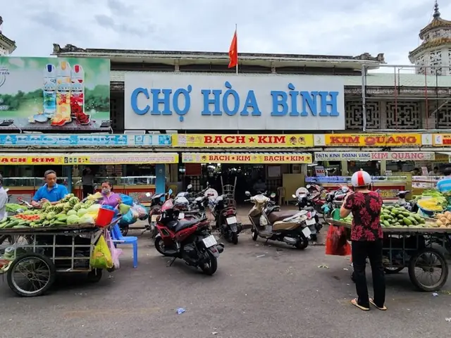 Chợ Hoa Bình Quan Quận 5 Tp.hcm: Hướng Dẫn Mua Hoa Giá Tốt