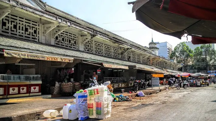 Chợ Hoa Bình Quan Quận 5 Tp.hcm: Hướng Dẫn Mua Hoa Giá Tốt