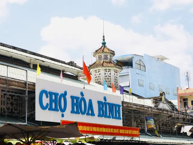 Chợ Hoa Bình Quan Quận 5 Tp.hcm: Hướng Dẫn Mua Hoa Giá Tốt