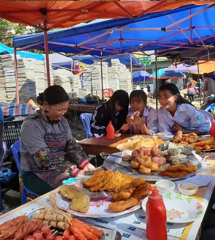 Xác Định Ngày Họp Chợ Phiên Bắc Hà: Chủ Nhật Hàng Tuần