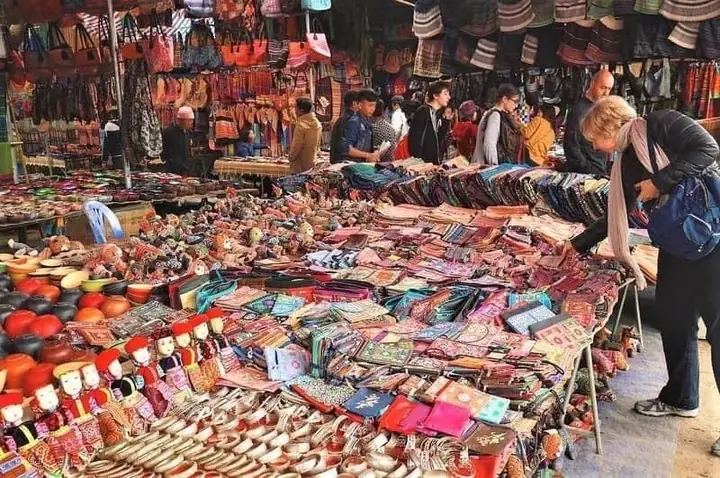 Xác Định Ngày Họp Chợ Phiên Bắc Hà: Chủ Nhật Hàng Tuần