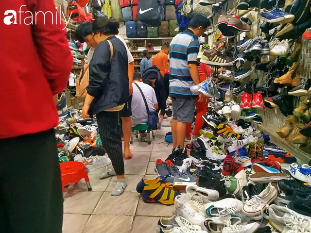 Khám Phá Chợ Sỉ Giày Dép Tp Hcm: Địa Chỉ, Giá Và Hướng Dẫn Mua