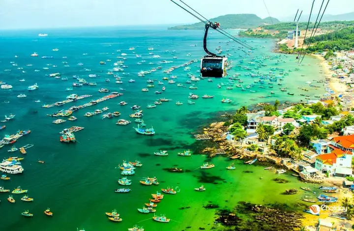 Phú Quốc: Giữa Du Lịch Và Các Vấn Đề Xã Hội