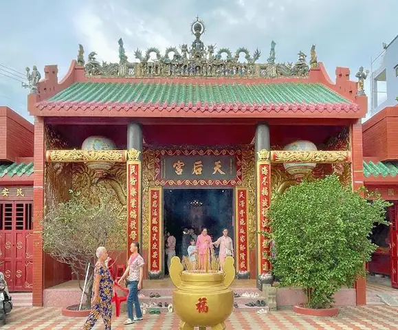 Chùa Bà Thiên Hậu Lái Thiêu: Di Tích Tâm Linh Hơn 100 Năm Tuổi Ở Bình Dương