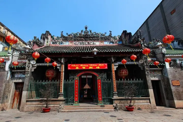 Tại Sao Chùa Bà Thiên Hậu Linh Thiêng Và Được Nhiều Người Tín Ngưỡng? Tại Sao Chùa Bà Thiên Hậu Linh Thiêng Và Được Nhiều Người Tín Ngưỡng?