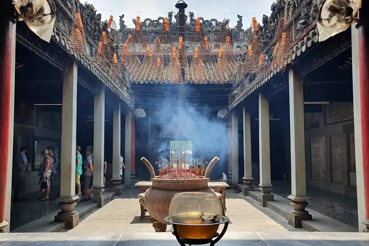 Tại Sao Chùa Bà Thiên Hậu Linh Thiêng Và Được Nhiều Người Tín Ngưỡng? Tại Sao Chùa Bà Thiên Hậu Linh Thiêng Và Được Nhiều Người Tín Ngưỡng?