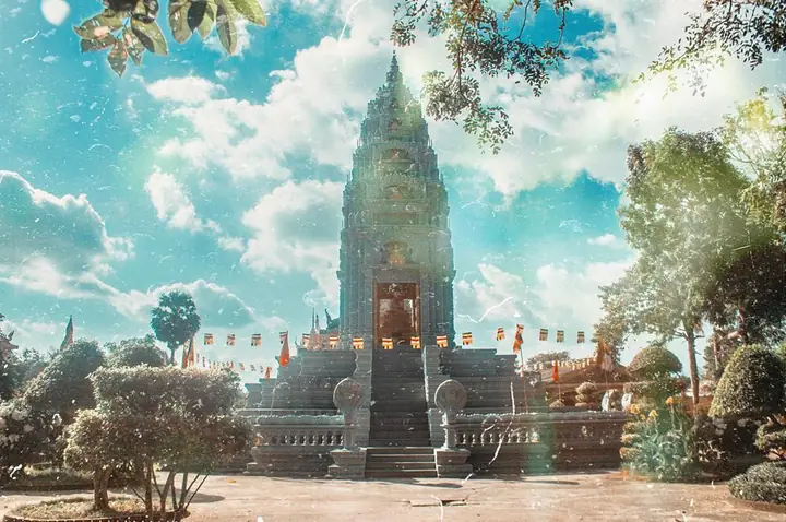 Chùa Botum Vong Sa Som Rong Sóc Trăng: Review Chi Tiết Và Bí Quyết Check-in Đẹp Như Thái Lan Chùa Botum Vong Sa Som Rong Sóc Trăng: Review Chi Tiết Và Bí Quyết Check-in Đẹp Như Thái Lan