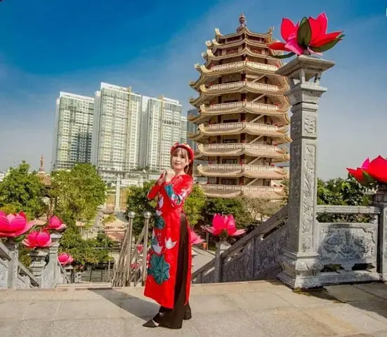 Chùa Đẹp Ở Sài Gòn Để Chụp Hình: Bí Quyết Sống Ảo Tâm Linh Đỉnh Cao Chùa Đẹp Ở Sài Gòn Để Chụp Hình: Bí Quyết Sống Ảo Tâm Linh Đỉnh Cao