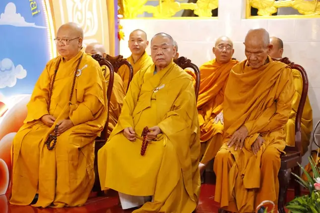 Chùa Dược Sư Quận Bình Thạnh: Điểm Đến Tâm Linh Đáng Tham Quan